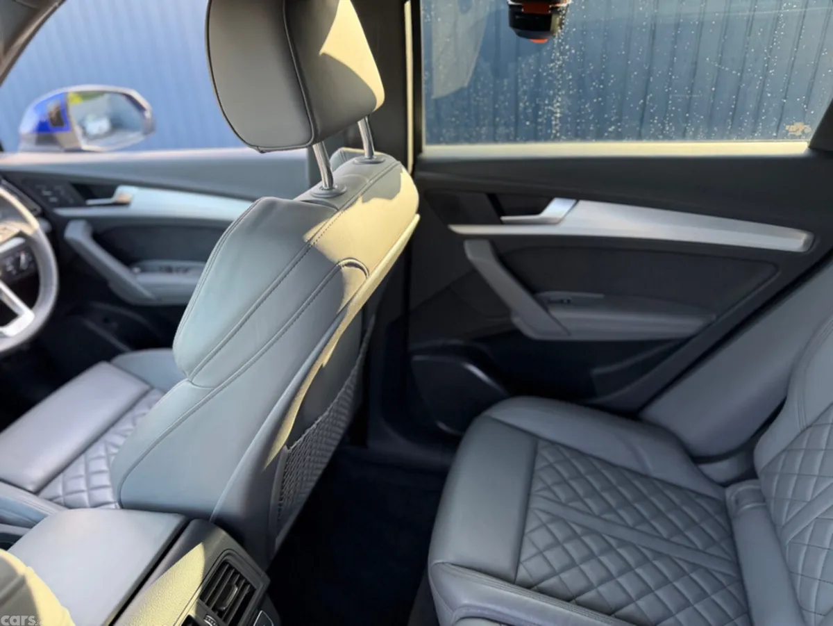 Audi Q5 SUV, Diesel, 2022, Blue