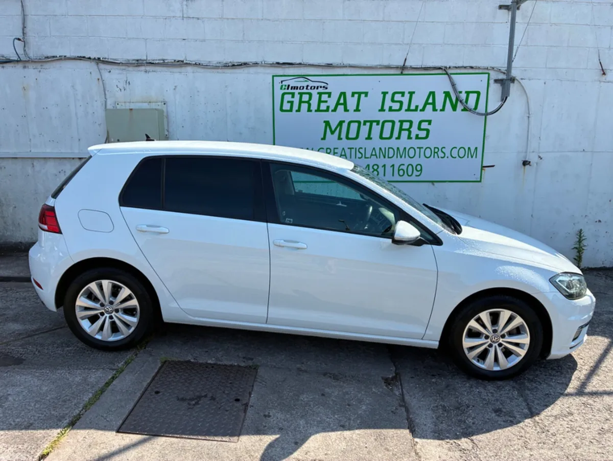 Volkswagen Golf Hatchback, Petrol, 2018, White