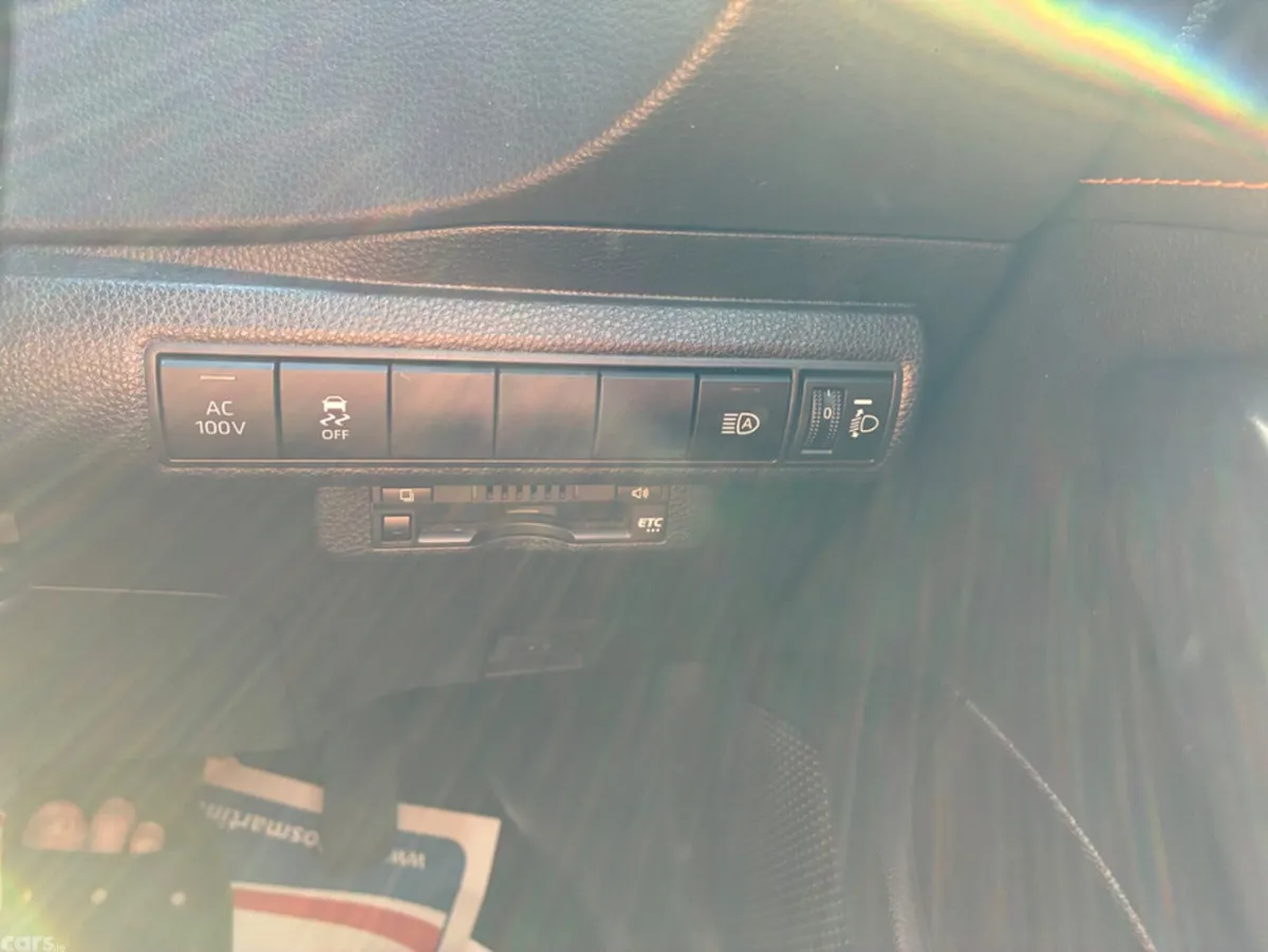 Toyota Corolla Hatchback, Petrol Hybrid, 2019, White