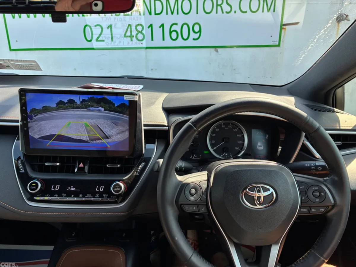 Toyota Corolla Hatchback, Petrol Hybrid, 2019, White