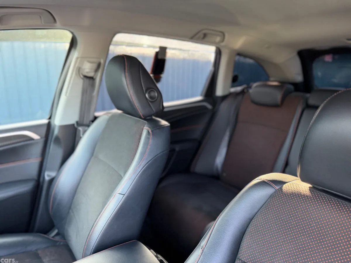 Honda Jade Estate, Petrol Hybrid, 2020, Black
