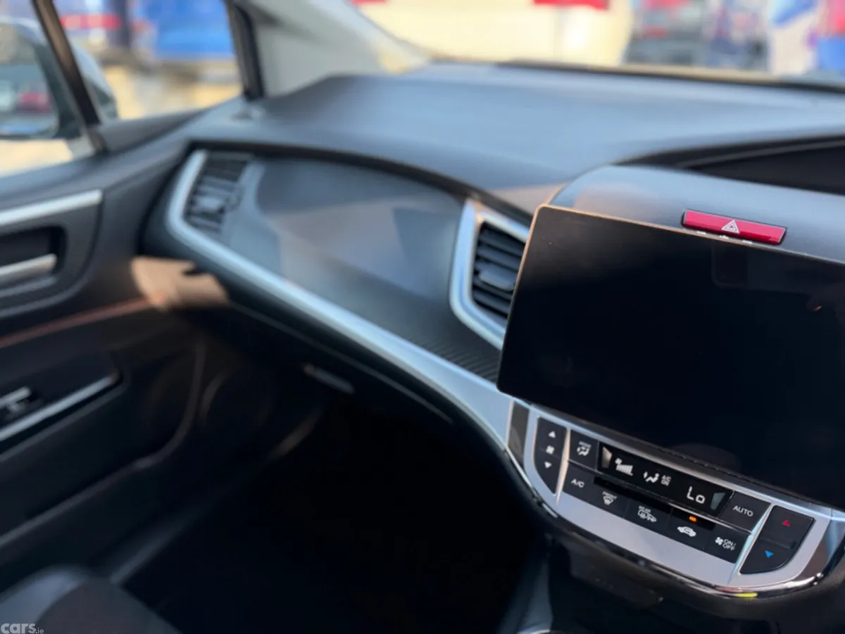 Honda Jade Estate, Petrol Hybrid, 2020, Black