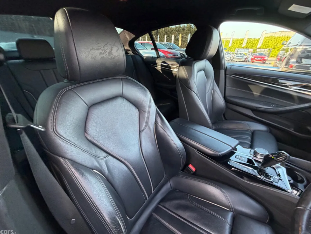 BMW 5-Series Saloon, Petrol Plug-in Hybrid, 2017, White