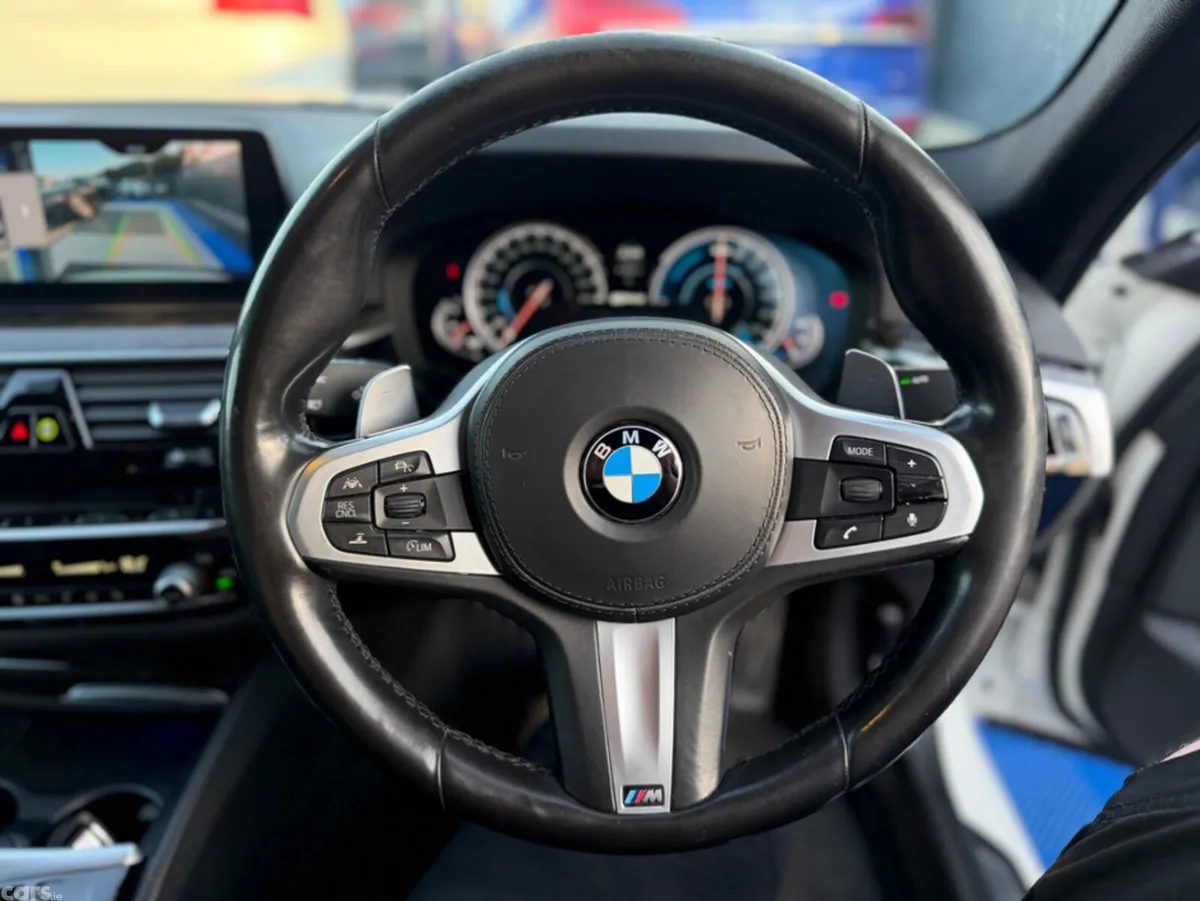 BMW 5-Series Saloon, Petrol Plug-in Hybrid, 2017, White