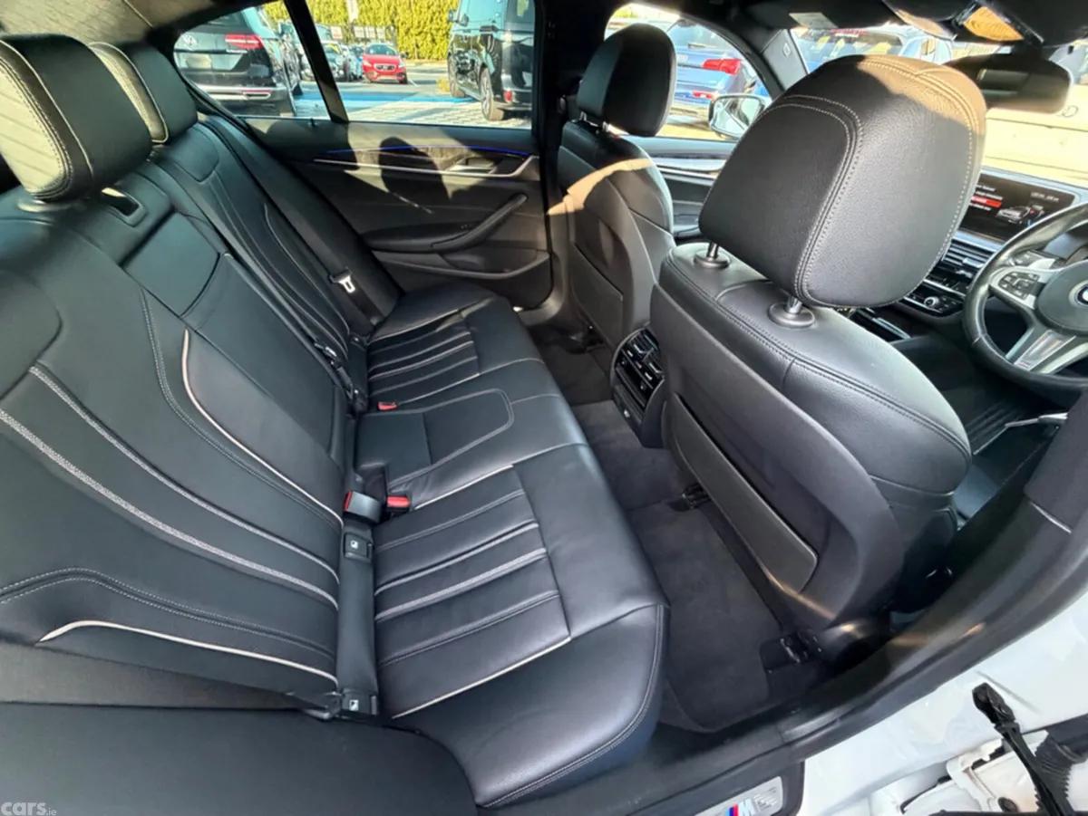 BMW 5-Series Saloon, Petrol Plug-in Hybrid, 2017, White
