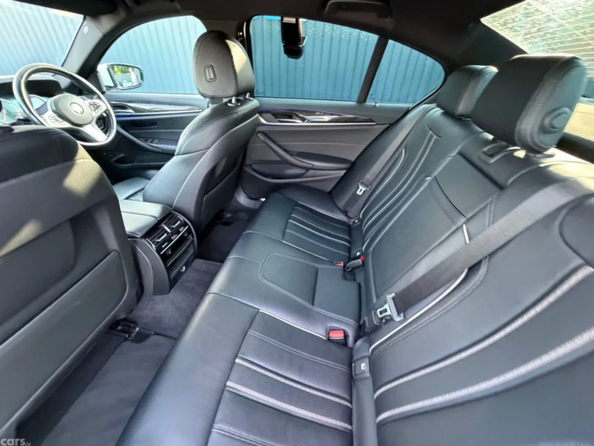 BMW 5-Series Saloon, Petrol Plug-in Hybrid, 2017, White