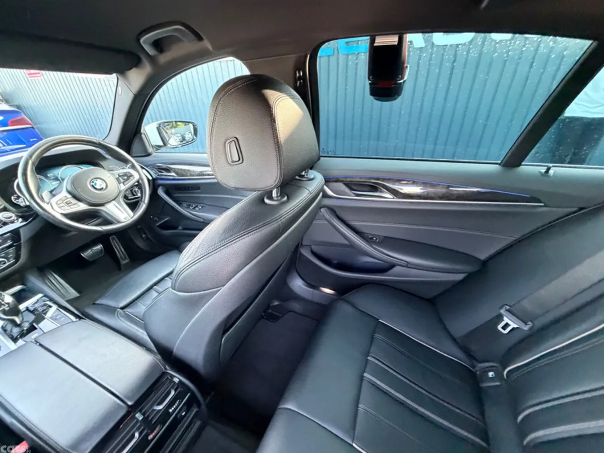 BMW 5-Series Saloon, Petrol Plug-in Hybrid, 2017, White