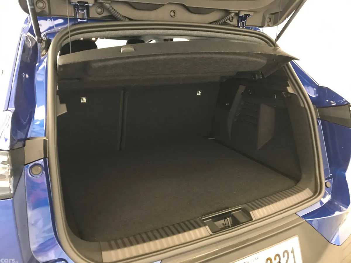 Renault Symbioz Hatchback, Petrol Hybrid, 2026, Blue