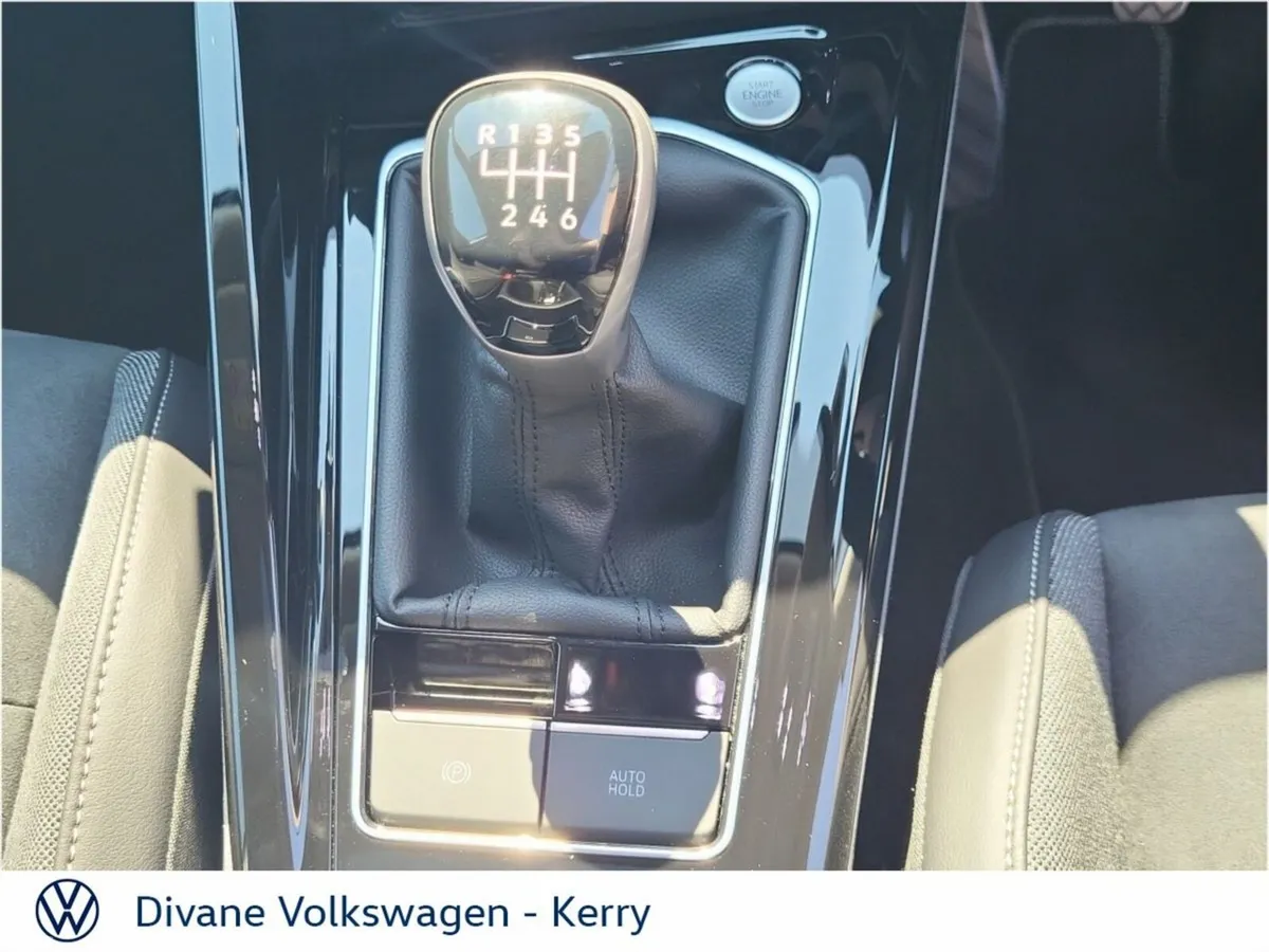 Volkswagen Golf Hatchback, Diesel, 2025, Silver