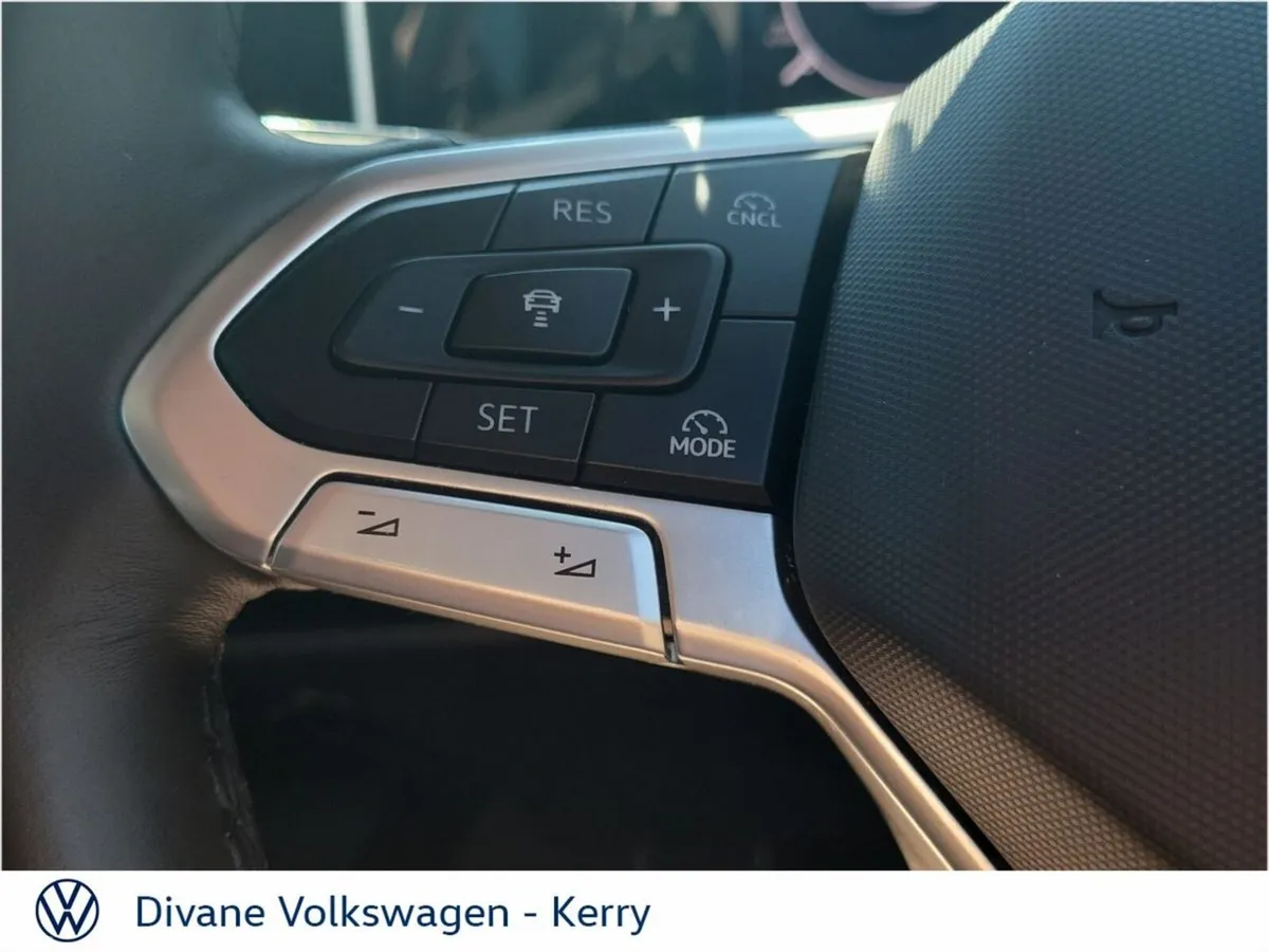 Volkswagen Golf Hatchback, Diesel, 2025, Silver