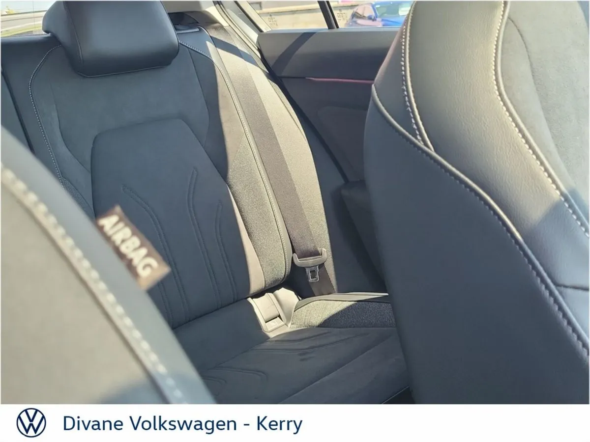 Volkswagen Golf Hatchback, Diesel, 2025, Silver