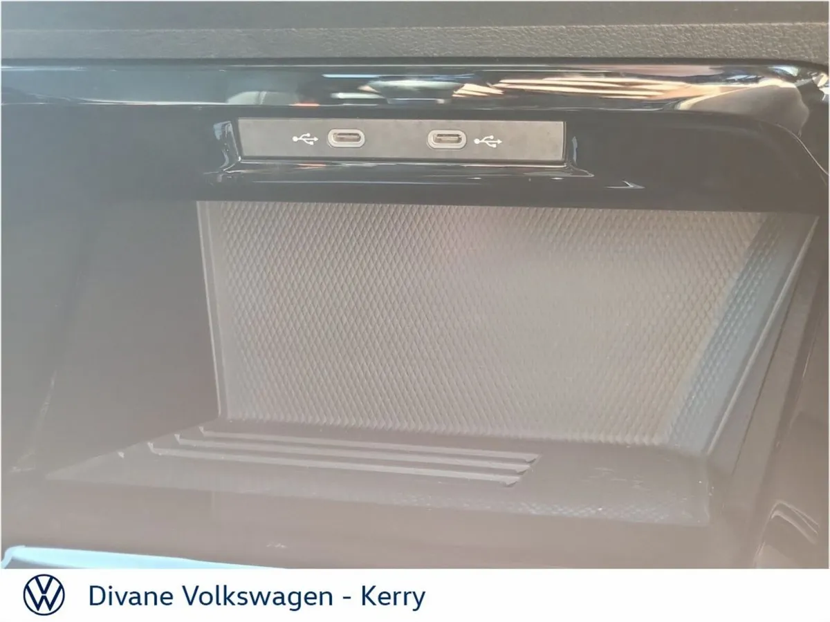 Volkswagen Golf Hatchback, Diesel, 2025, Silver