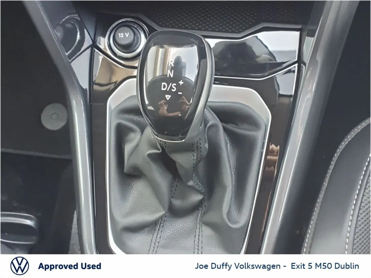 Volkswagen T-Roc SUV, Petrol, 2023, Grey