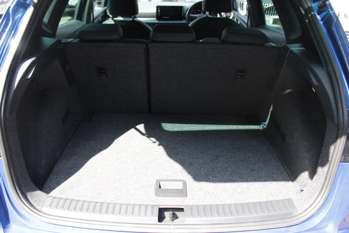 SEAT Arona SUV, Petrol, 2023, Blue