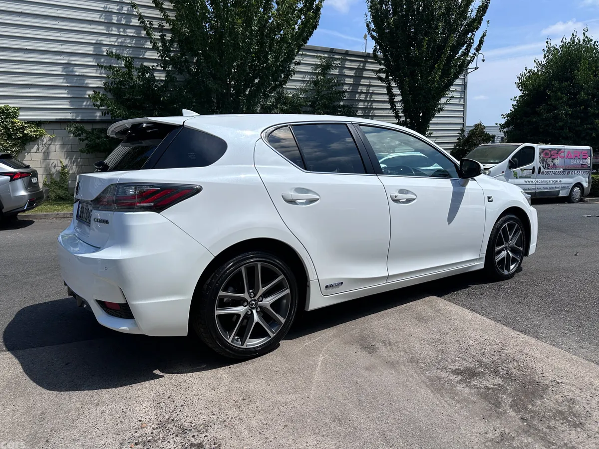 Lexus CT Hatchback, Petrol Hybrid, 2016, White