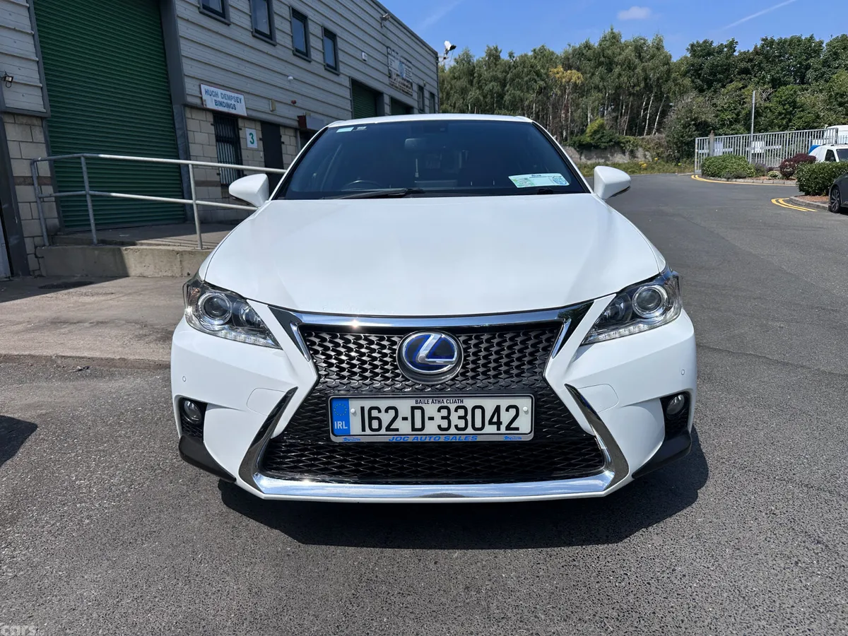 Lexus CT Hatchback, Petrol Hybrid, 2016, White