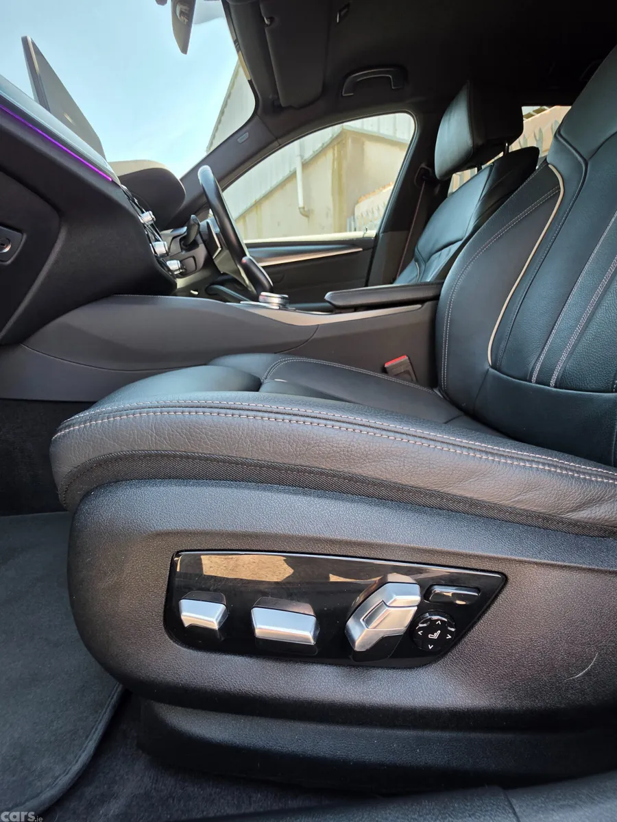 BMW 5-Series Estate, Petrol Plug-in Hybrid, 2021, White