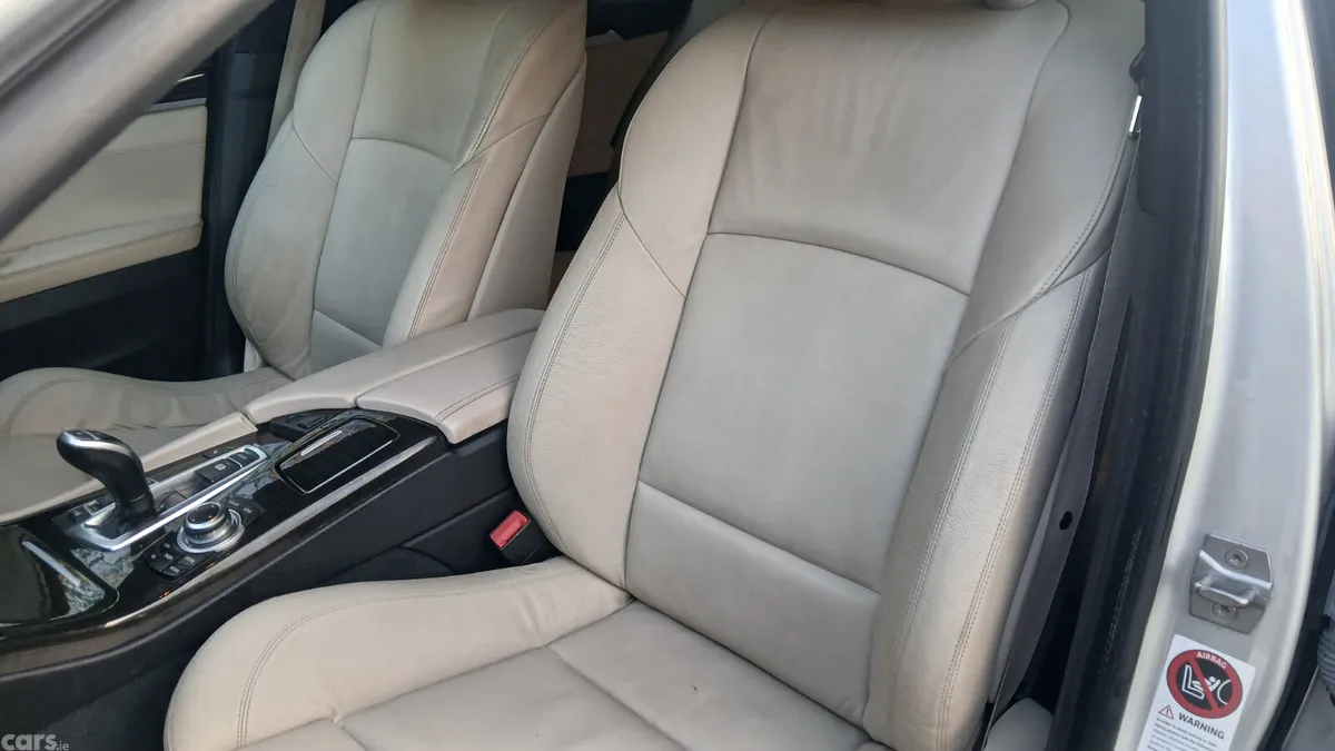 BMW 5-Series Estate, Diesel, 2013, Silver