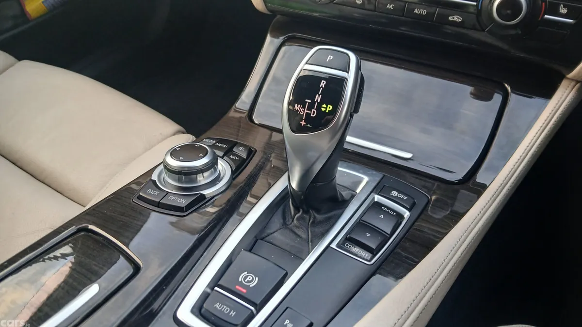 BMW 5-Series Estate, Diesel, 2013, Silver