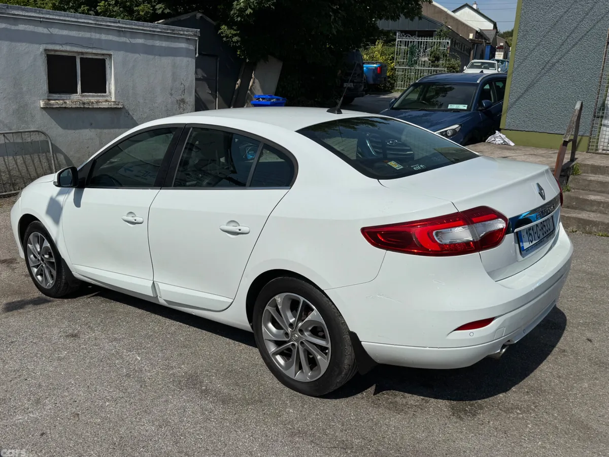 Renault Fluence Saloon, Diesel, 2015, White