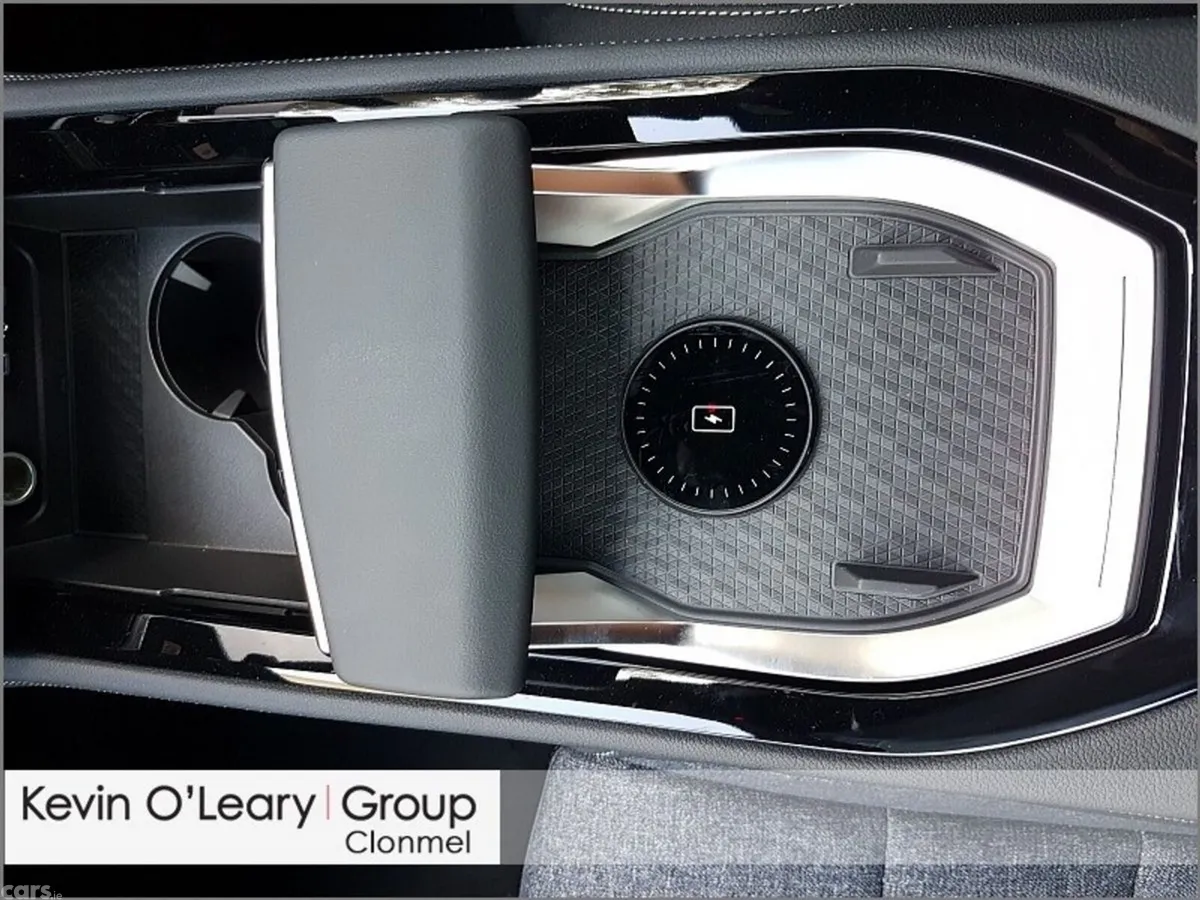 Renault Austral SUV, Petrol Hybrid, 2026, Black