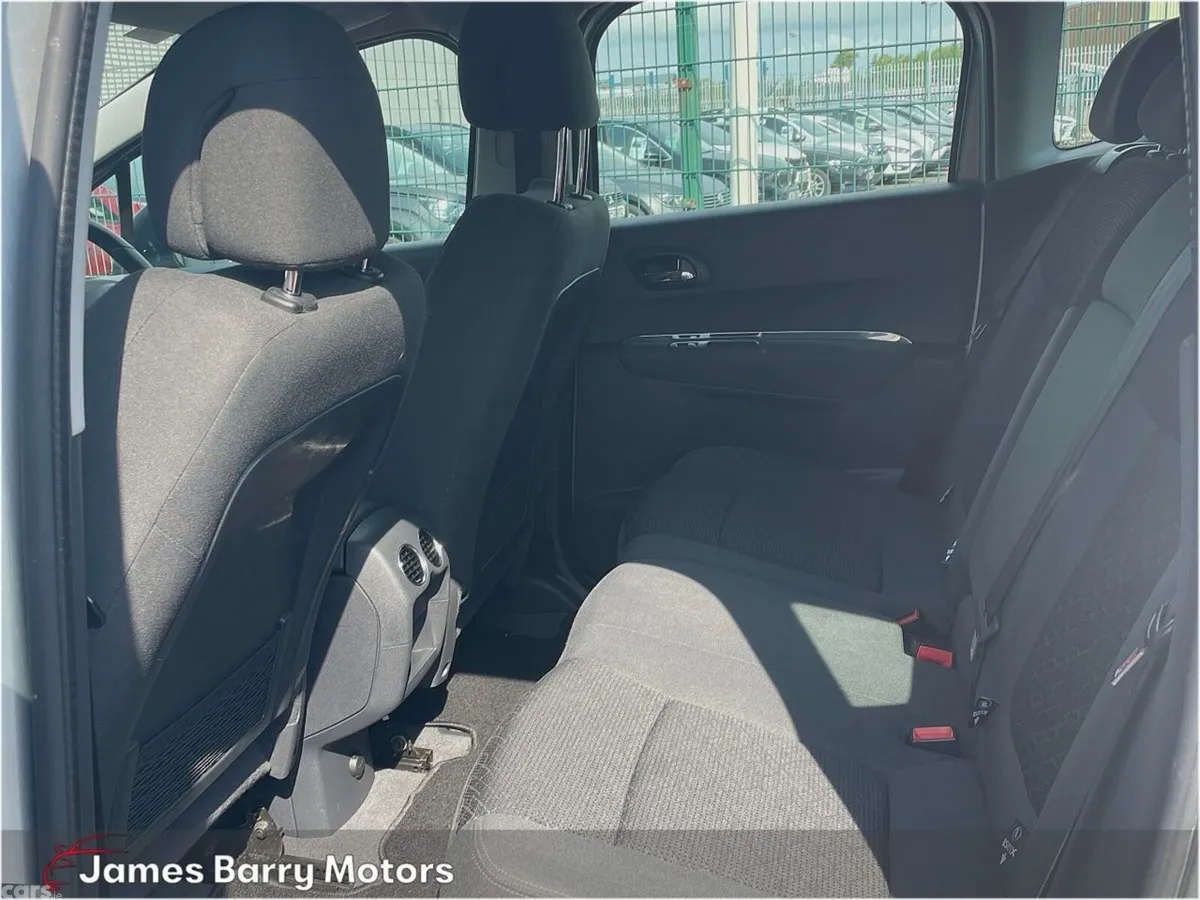 Peugeot 3008 SUV, Diesel, 2015, Grey