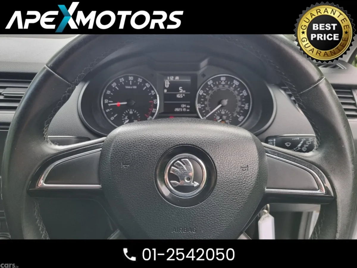 Skoda Octavia Hatchback, Diesel, 2015, Silver