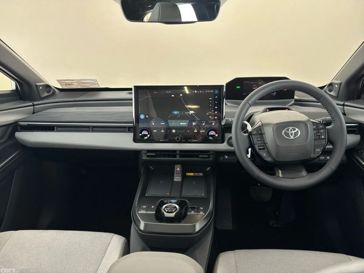 Toyota C-HR Estate, Electric, 2026, Brown