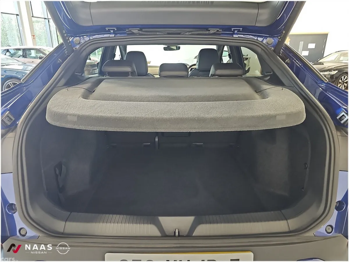 Volkswagen ID.5 Estate, Electric, 2025, Blue
