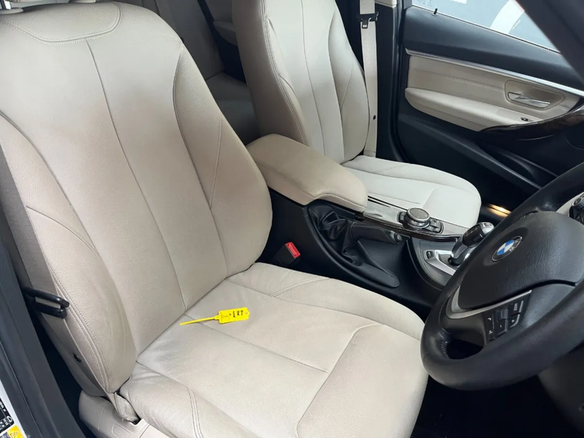 BMW 3-Series Saloon, Petrol Plug-in Hybrid, 2016, White