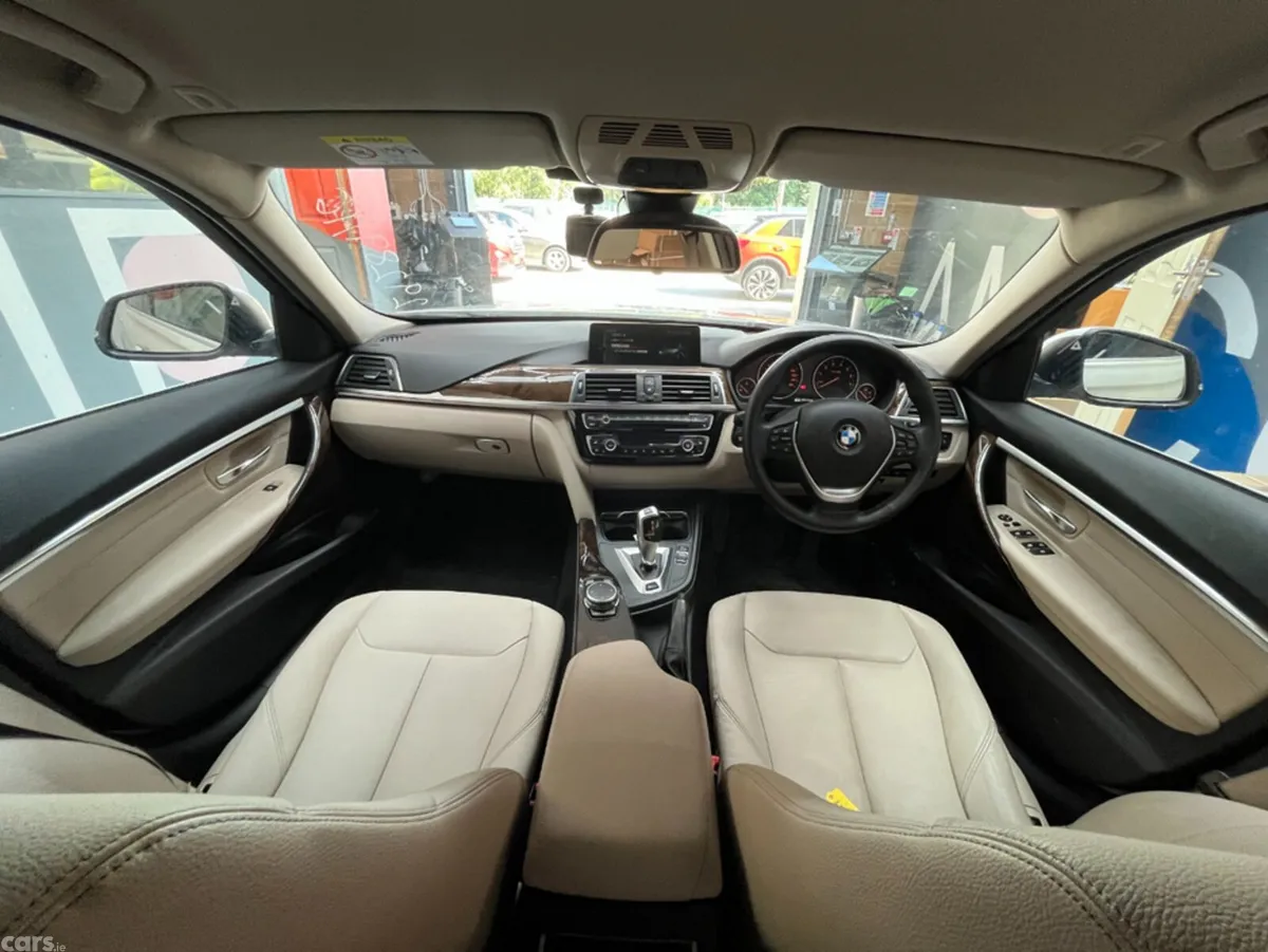 BMW 3-Series Saloon, Petrol Plug-in Hybrid, 2016, White