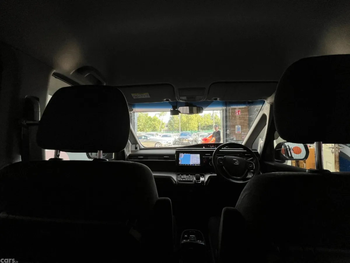 Honda Stepwagon MPV, Petrol Hybrid, 2019, Red