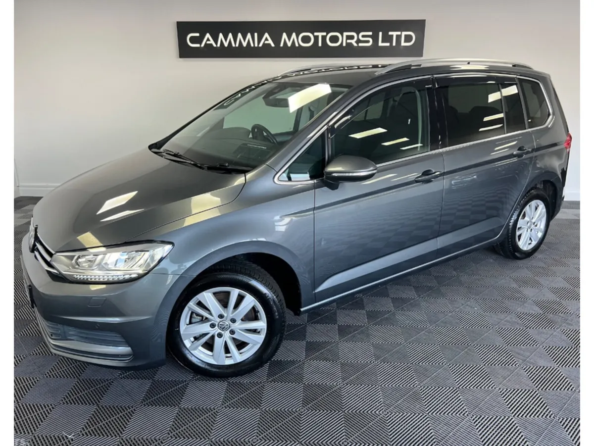 Volkswagen Touran MPV, Petrol, 2020, Grey