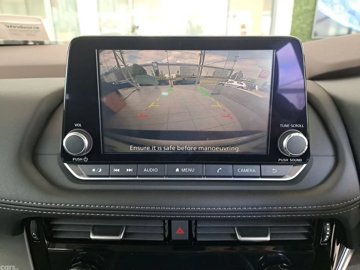 Nissan X-Trail SUV, Petrol Hybrid, 2025, Gold