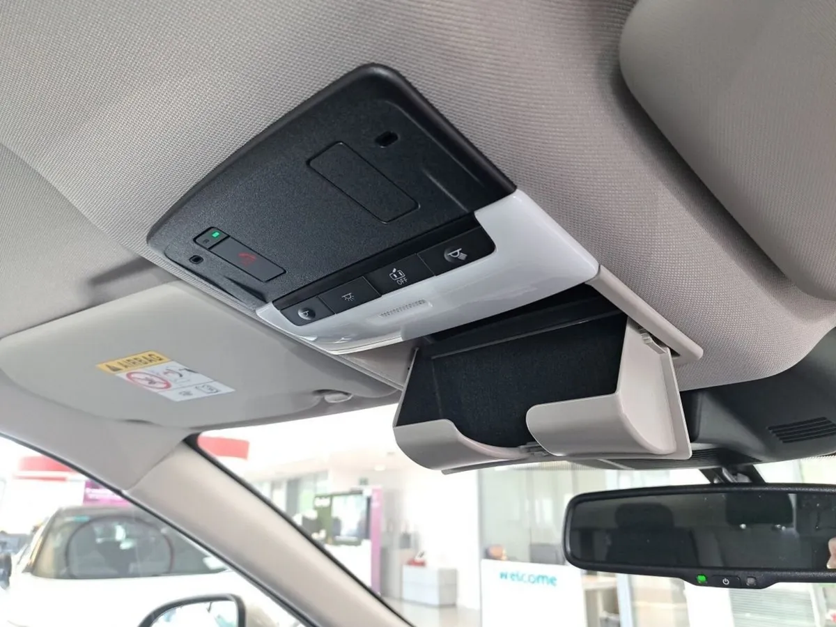 Nissan X-Trail SUV, Petrol Hybrid, 2025, Gold