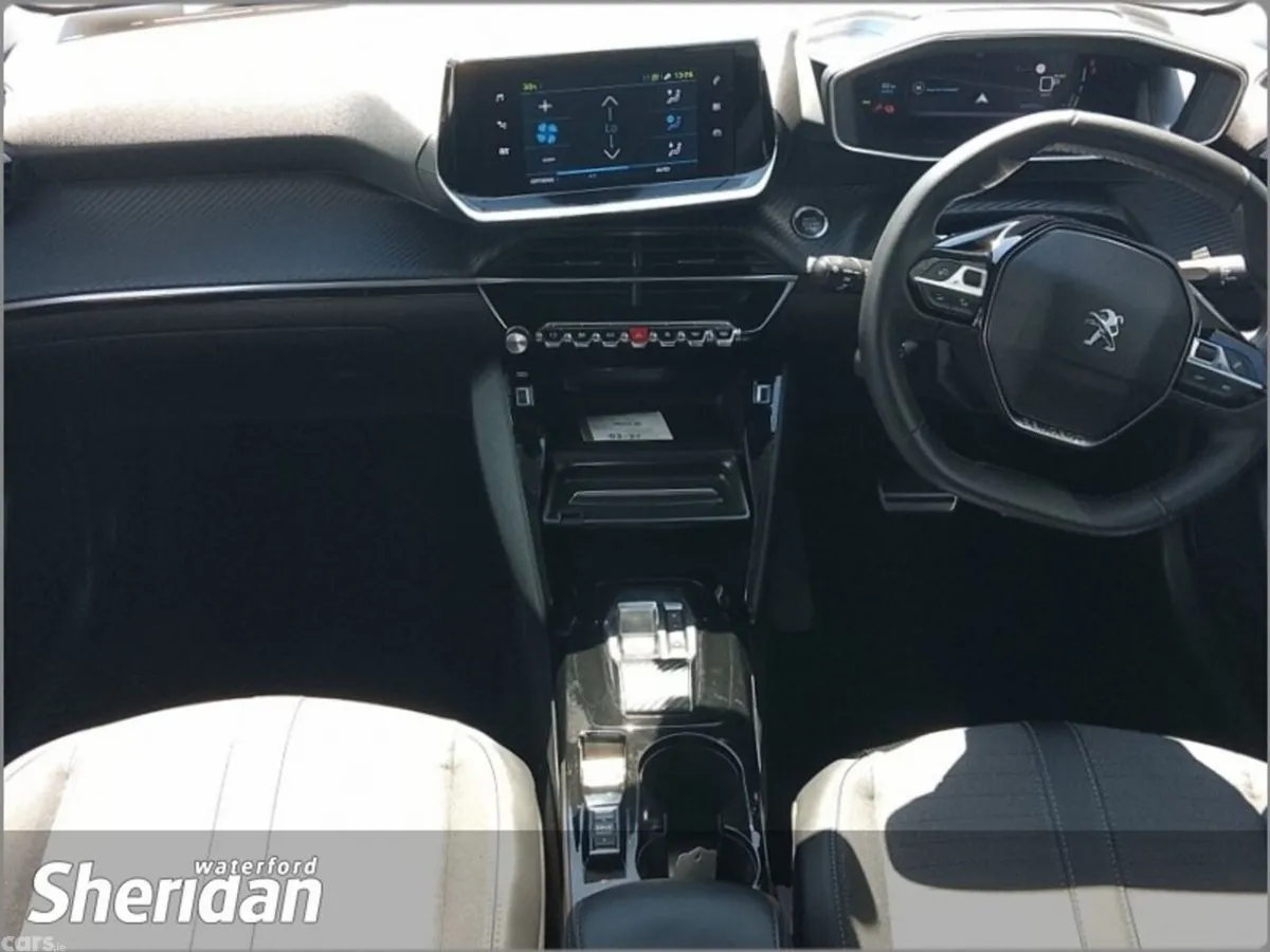 Peugeot 208 Hatchback, Electric, 2023, Grey