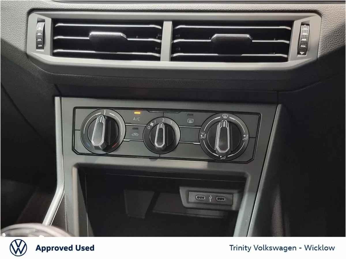 Volkswagen Polo Hatchback, Petrol, 2023, Blue