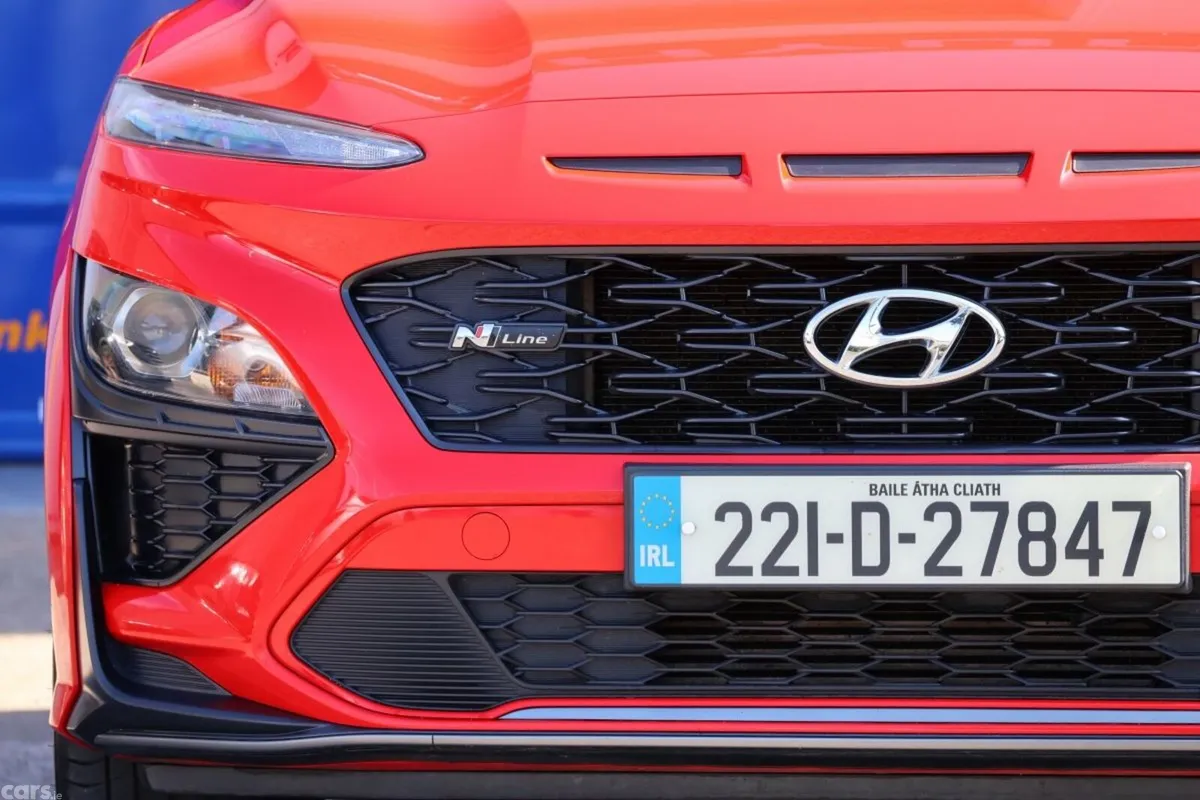 Hyundai KONA MPV, Petrol, 2022, Red