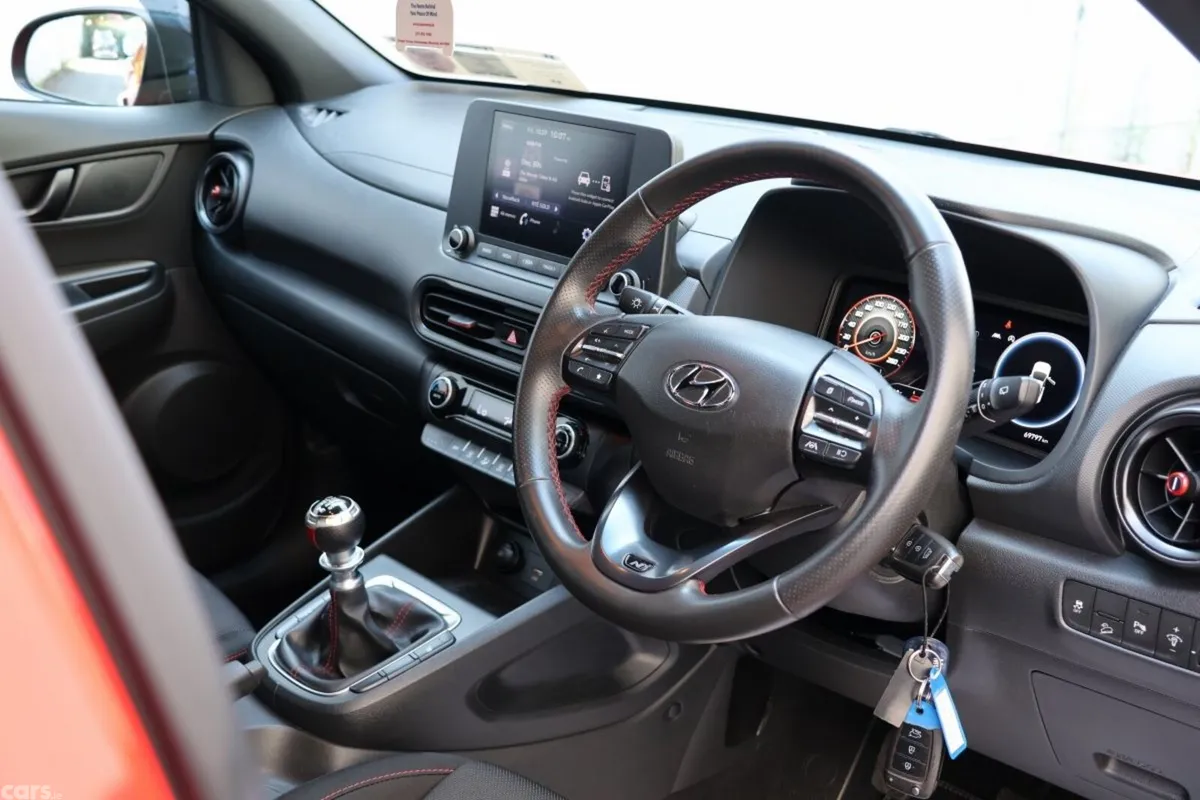 Hyundai KONA MPV, Petrol, 2022, Red