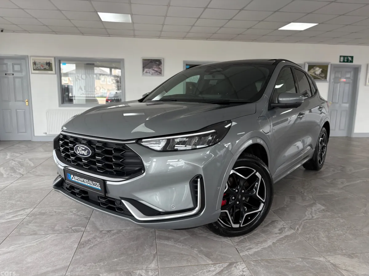Ford Kuga SUV, Petrol Hybrid, 2024, Silver