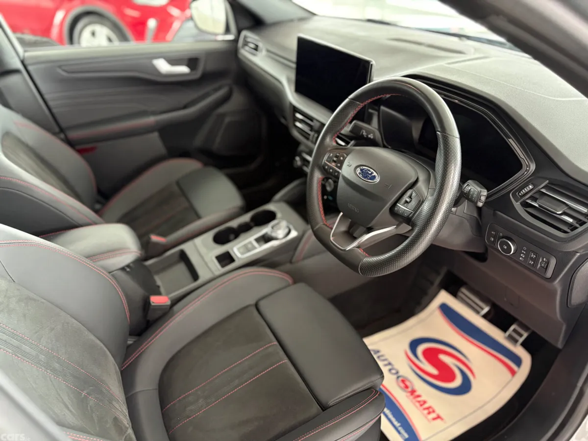 Ford Kuga SUV, Petrol Hybrid, 2024, Silver