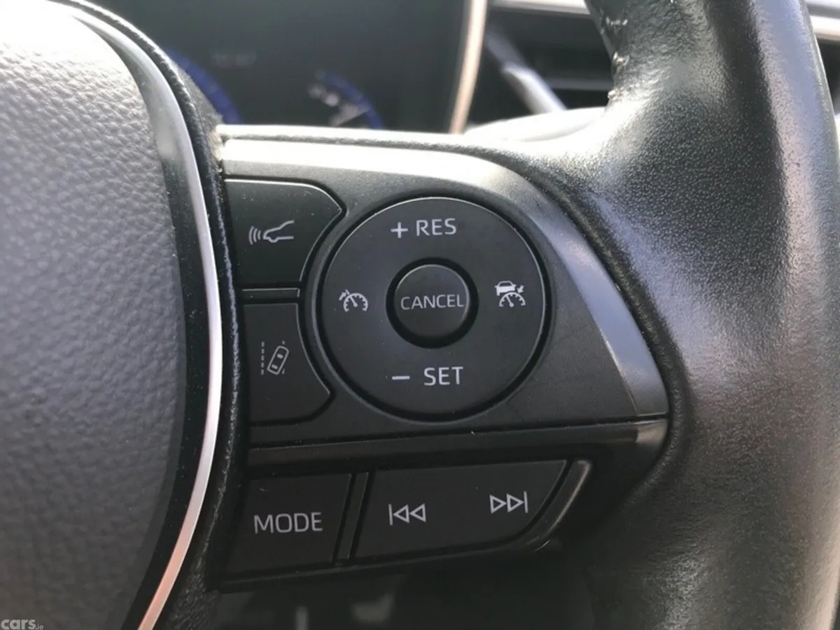 Toyota Corolla Saloon, Petrol Hybrid, 2021, Grey