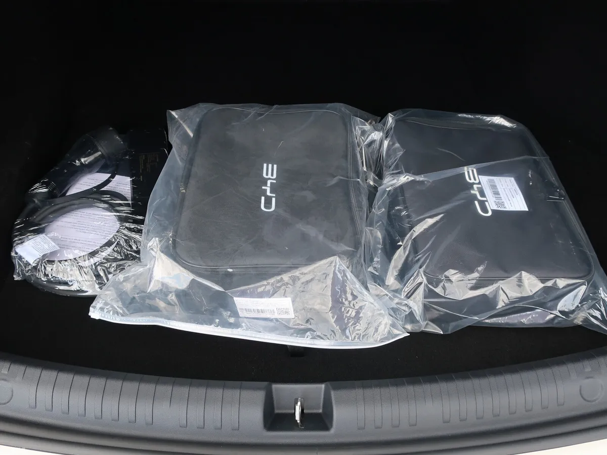 BYD Seal 6 Saloon, Petrol Plug-in Hybrid, 2026, White