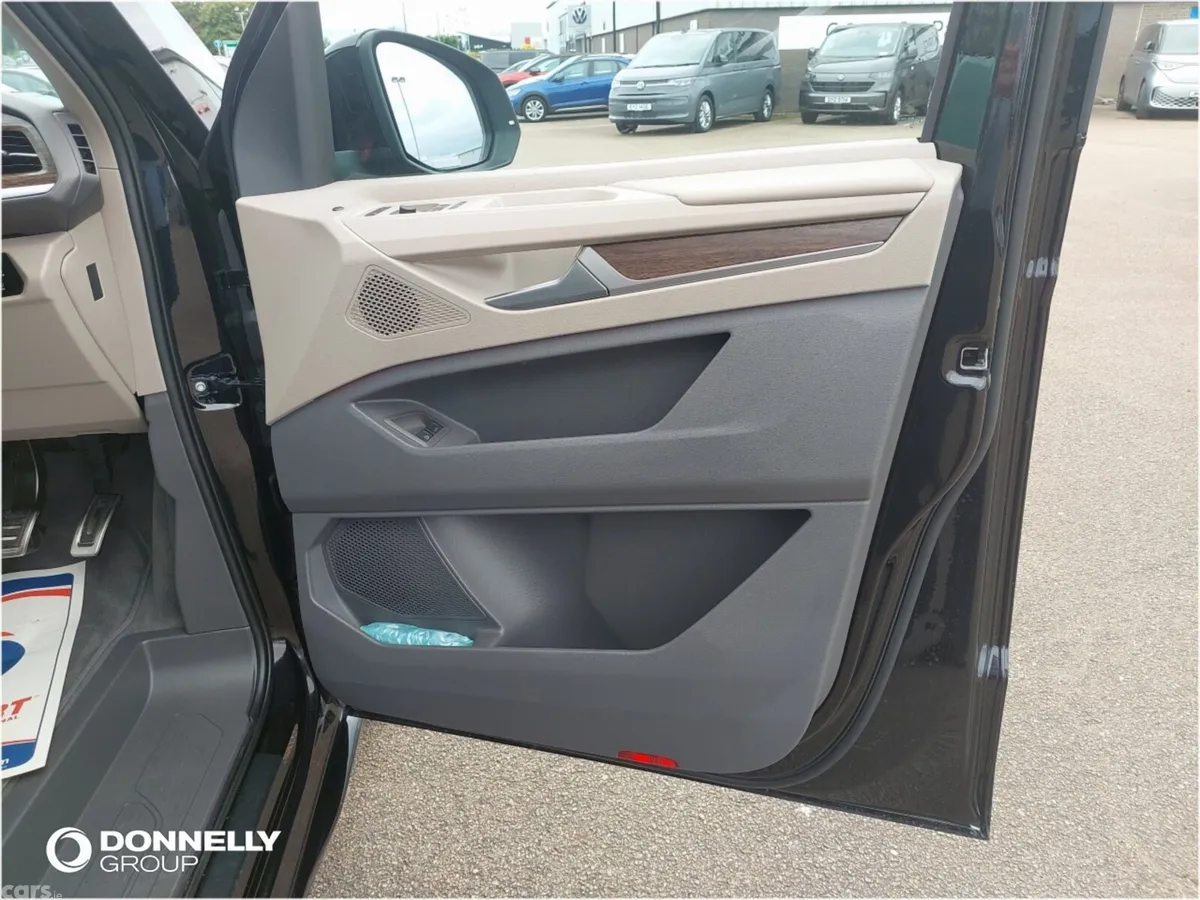 Volkswagen Multivan Estate, Petrol Hybrid, 2026, Black