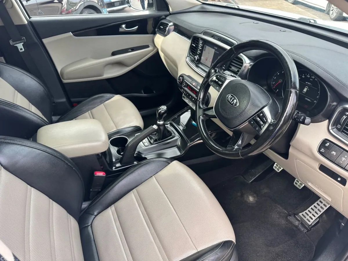 Kia Sorento SUV, Diesel, 2018, White