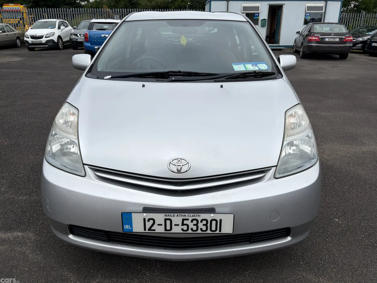 Toyota Prius Hatchback, Petrol Hybrid, 2012, Silver