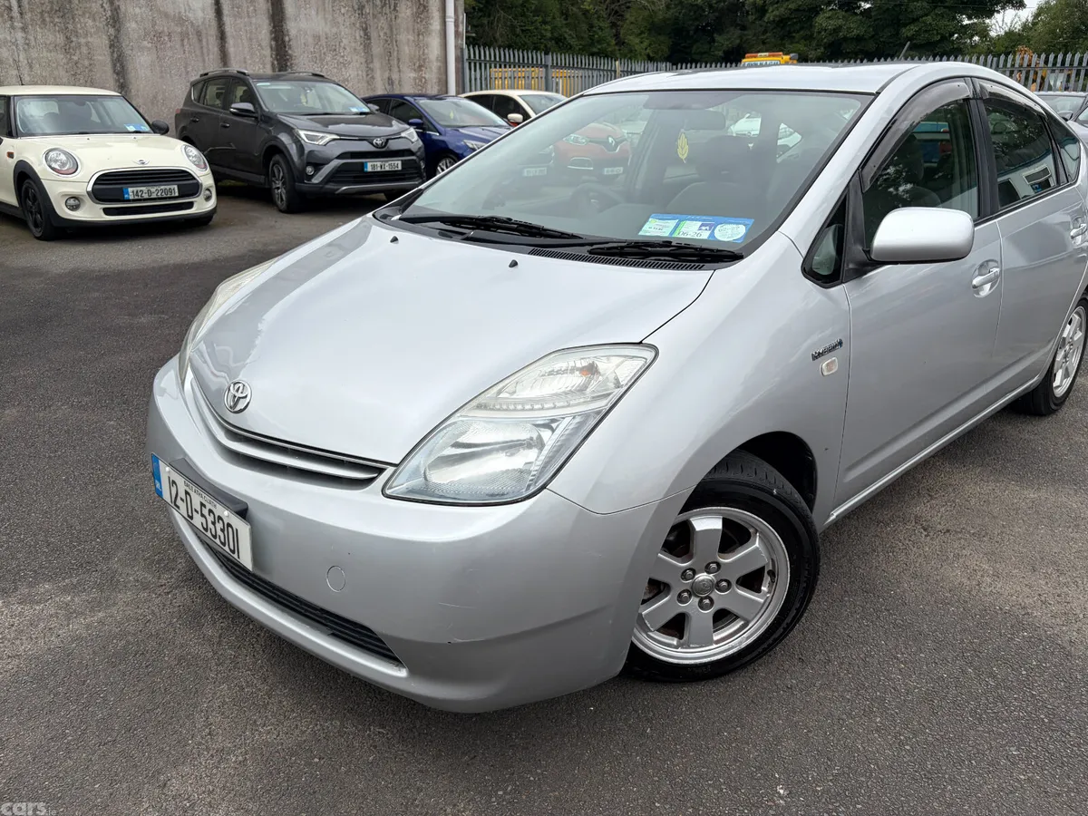Toyota Prius Hatchback, Petrol Hybrid, 2012, Silver