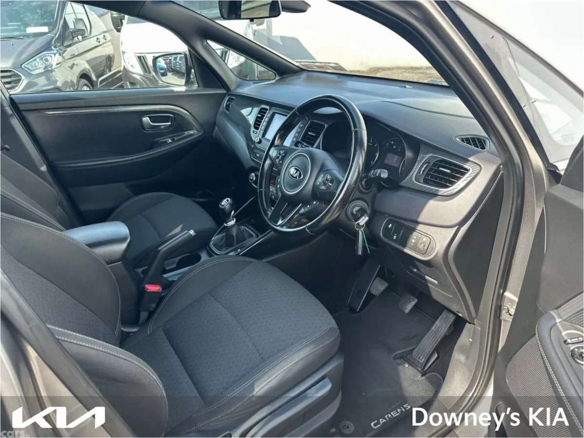 Kia Carens MPV, Diesel, 2017, Grey