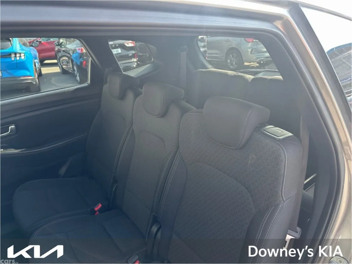 Kia Carens MPV, Diesel, 2017, Grey