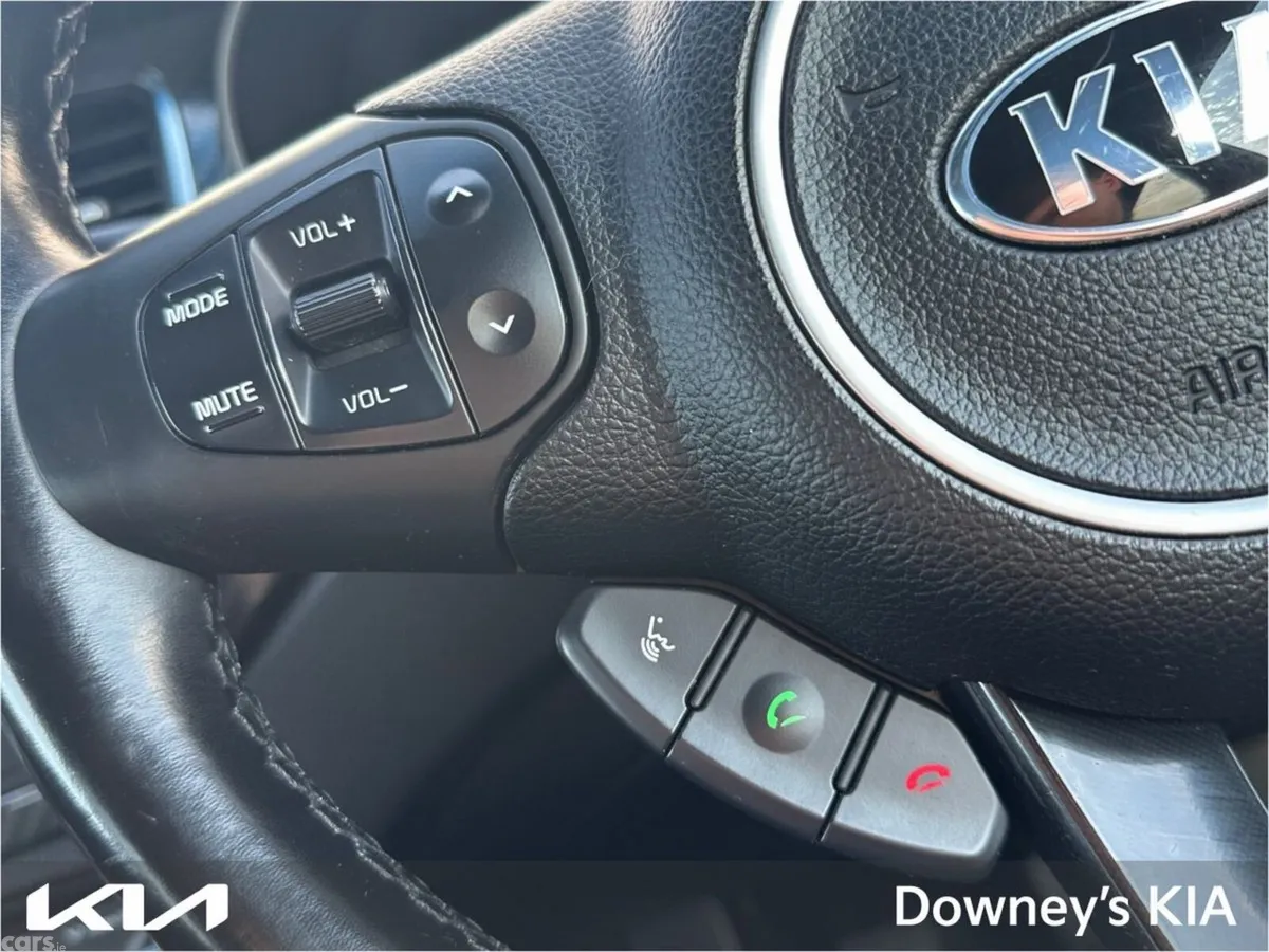 Kia Carens MPV, Diesel, 2017, Grey